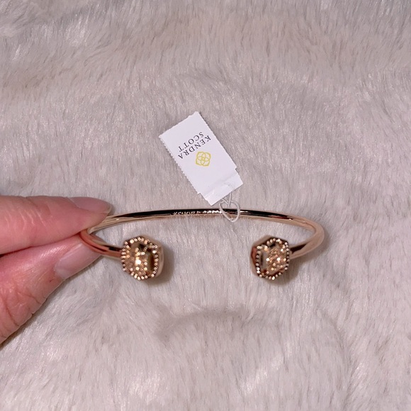 Kendra Scott Cuff - Picture 1 of 1